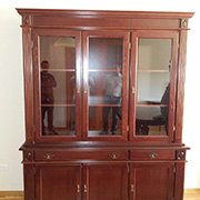 28 Vitrina